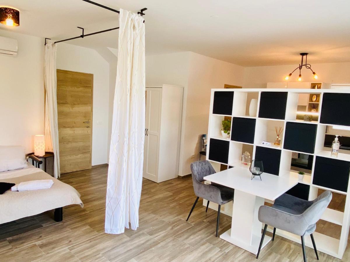 Studio For2 In Opatija Luaran gambar